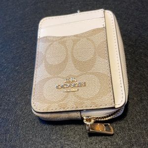 Coach wallet.  Good condition.